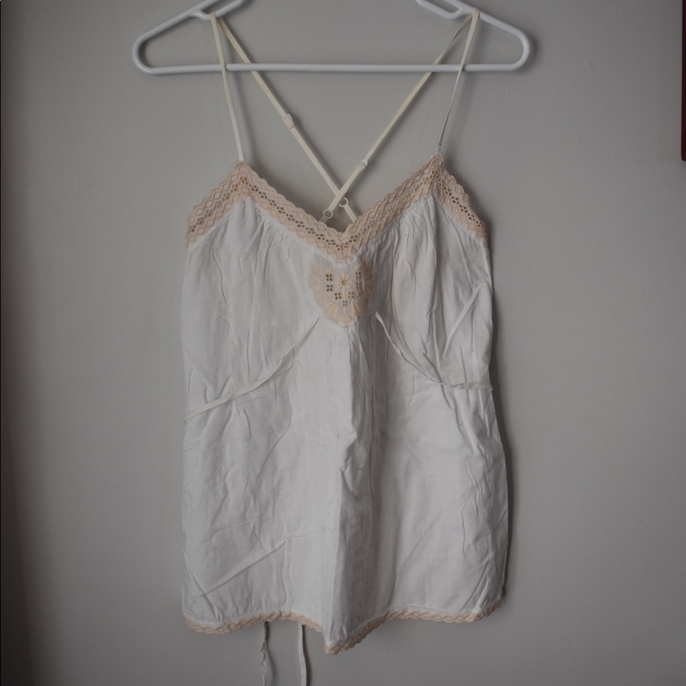 American Eagle Blouse Sz 6 Embroidery